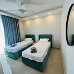 Апартаменты Seaview Penthouse