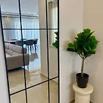Seaview Penthouse Апартаменты Ксленди
