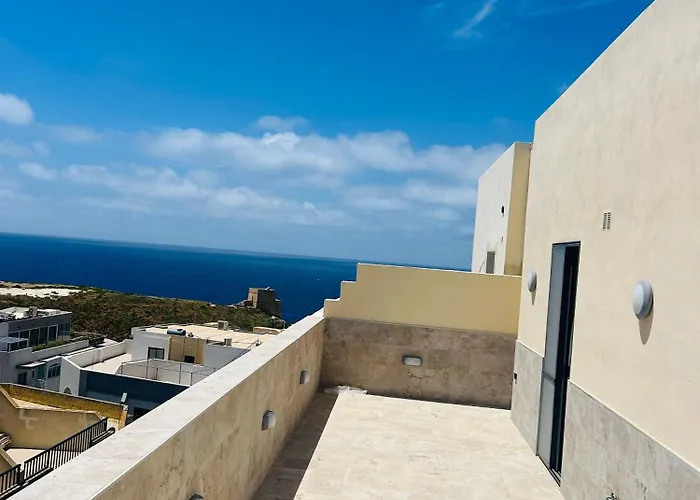 Seaview Penthouse * Xlendi