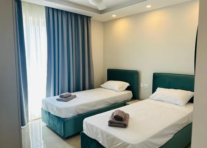 Apartment Seaview Penthouse Xlendi